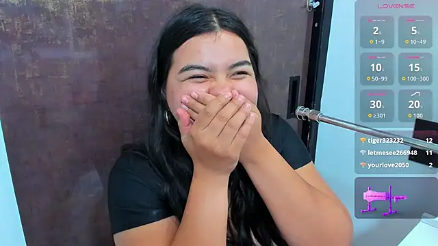 klhoe boobs online show from 10-29-25, 04:04