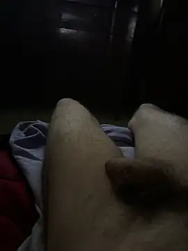 Snapshot of Miky_21 chatting on 03-19-25, 01:32 Miky 21 online show from 03-19-25, 01:32