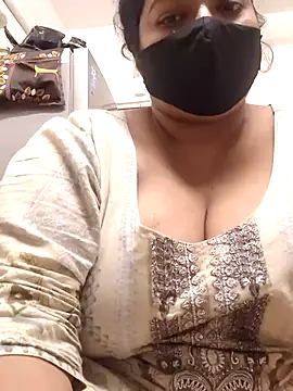 zeepe19 online show from 11-11-25, 05:35