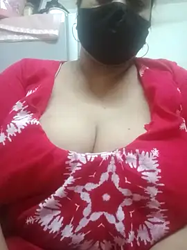 Snapshot of zeepe19 chatting on 05-15-26, 05:20 zeepe19 online show from 05-15-26, 05:20