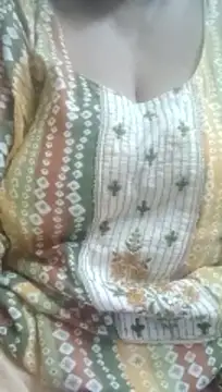 Snapshot of zeepe19 chatting on 07-10-26, 02:16 zeepe19 online show from 07-10-26, 02:16