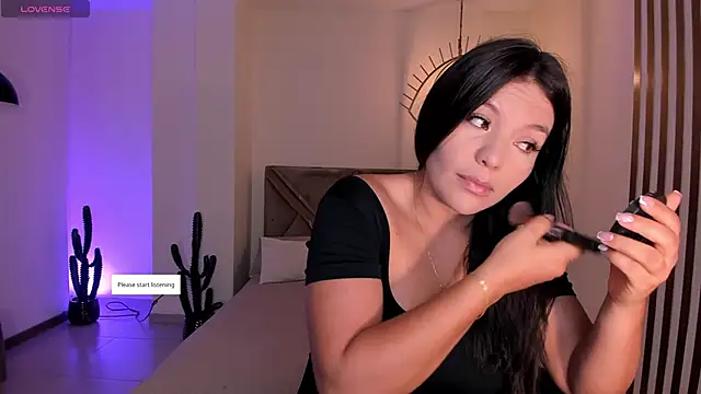 ValeriaRoldanX online show from 05-10-26, 11:15