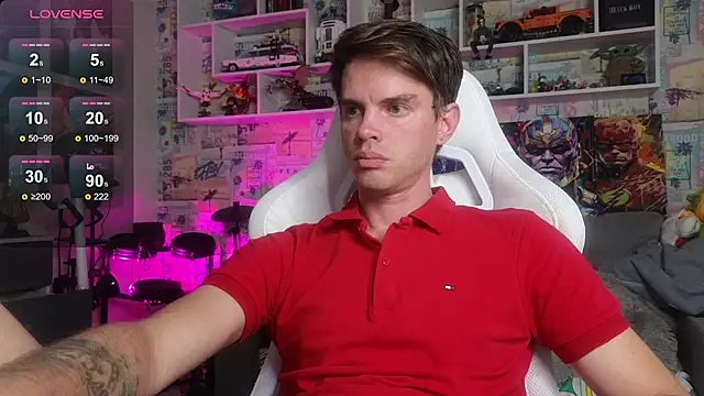 Snapshot of Mike_Burn chatting on 10-04-25, 12:14 Mike Burn online show from 10-04-25, 12:14