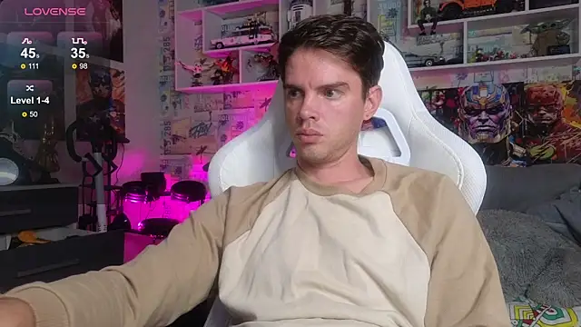 Snapshot of Mike_Burn chatting on 10-05-25, 12:14 Mike Burn online show from 10-05-25, 12:14