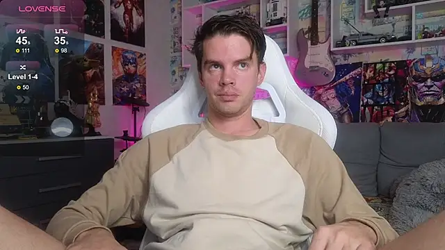 Snapshot of Mike_Burn chatting on 10-14-25, 11:55 Mike Burn online show from 10-14-25, 11:55