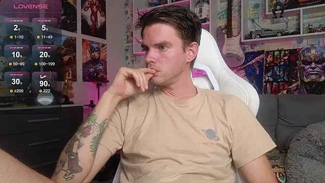 Snapshot of Mike_Burn chatting on 10-15-25, 12:16 Mike Burn online show from 10-15-25, 12:16