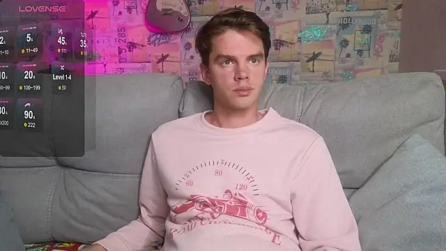 Snapshot of Mike_Burn chatting on 10-17-25, 12:08 Mike Burn online show from 10-17-25, 12:08