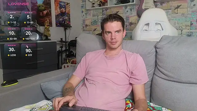 Snapshot of Mike_Burn chatting on 11-17-25, 12:44 Mike Burn online show from 11-17-25, 12:44