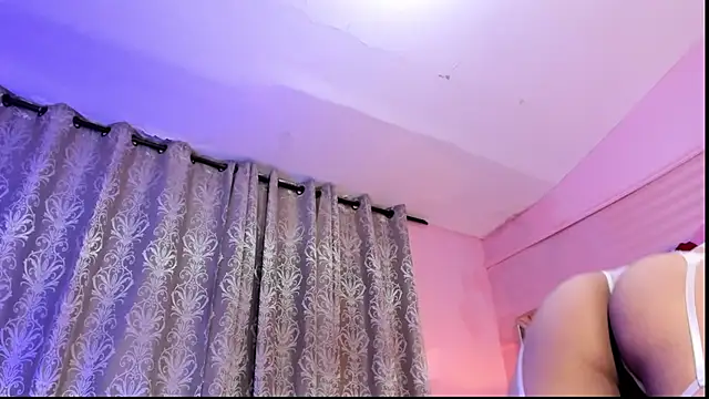 Snapshot of giselle_ocampo chatting on 04-28-26, 01:05 giselle ocampo online show from 04-28-26, 01:05