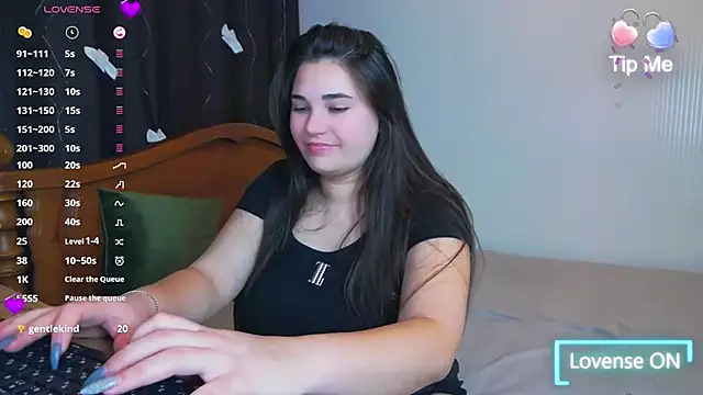 Snapshot of Lillianhot68 chatting on 01-16-25, 02:30 Lillianhot68 online show from 01-16-25, 02:30