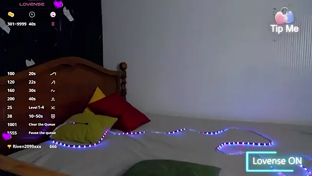 Snapshot of Lillianhot68 chatting on 02-10-25, 11:04 Lillianhot68 online show from 02-10-25, 11:04