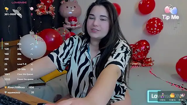 Snapshot of Lillianhot68 chatting on 02-14-25, 02:54 Lillianhot68 online show from 02-14-25, 02:54