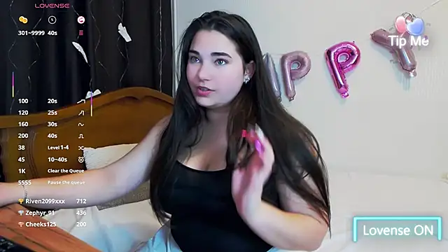 Snapshot of Lillianhot68 chatting on 03-10-25, 03:41 Lillianhot68 online show from 03-10-25, 03:41