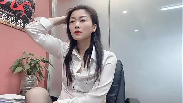 Snapshot of QianF-666 chatting on 03-01-26, 02:02 QianF-666 online show from 03-01-26, 02:02