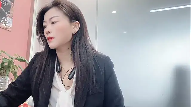 Snapshot of QianF-666 chatting on 03-15-26, 02:50 QianF-666 online show from 03-15-26, 02:50