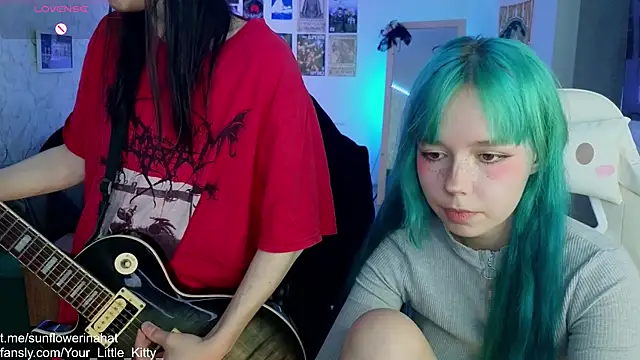 Snapshot of 812sunflowerinahat chatting on 03-09-25, 11:58 812sunflowerinahat online show from 03-09-25, 11:58