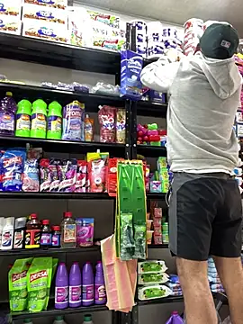 JuanZapata33 online show from 03-07-25, 06:22