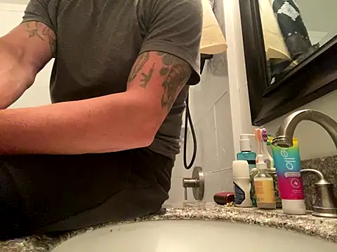 Gman143187 online show from 10-05-25, 08:12