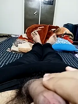 Snapshot of weeif chatting on 02-20-25, 01:30 weeif online show from 02-20-25, 01:30