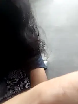 Snapshot of weeif chatting on 10-02-25, 07:10 weeif online show from 10-02-25, 07:10