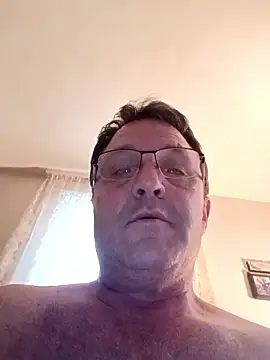 Snapshot of Sexyaron89285 chatting on 11-21-25, 12:59 Sexyaron89285 online show from 11-21-25, 12:59