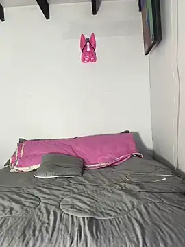 Victoria starr online show from 12-14-24, 07:46