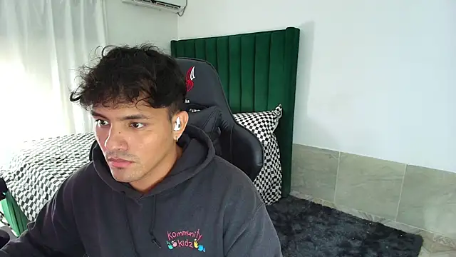 man dur07 online show from 02-03-26, 02:53