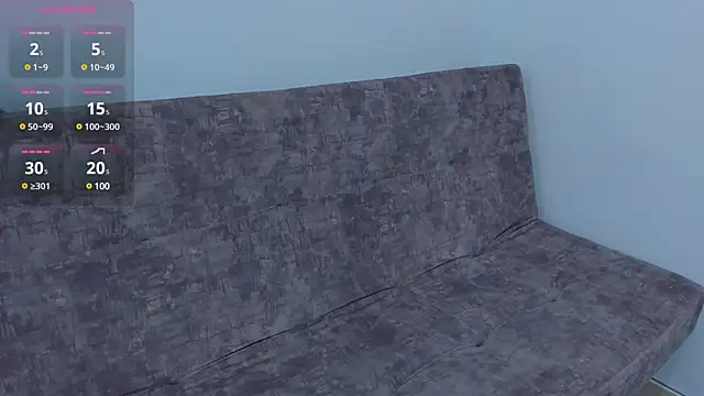 White world online show from 12-18-24, 08:42