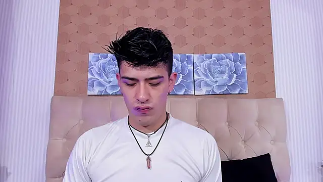 Snapshot of Ryan_Clark_ chatting on 12-27-24, 07:57 Ryan Clark online show from 12-27-24, 07:57