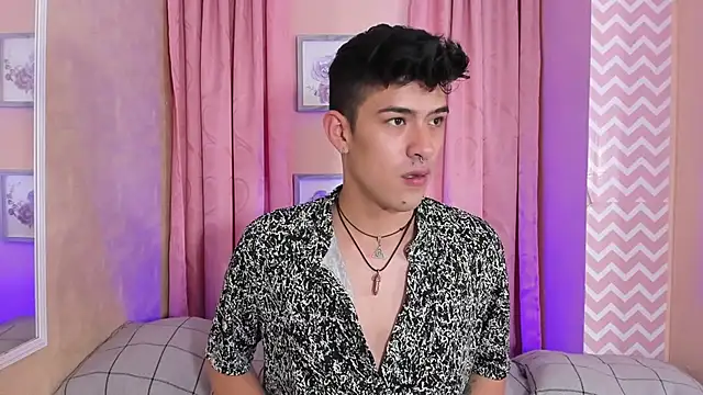 Snapshot of Ryan_Clark_ chatting on 12-29-24, 08:48 Ryan Clark online show from 12-29-24, 08:48