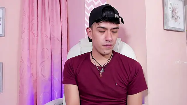 Snapshot of Ryan_Clark_ chatting on 01-09-25, 08:01 Ryan Clark online show from 01-09-25, 08:01