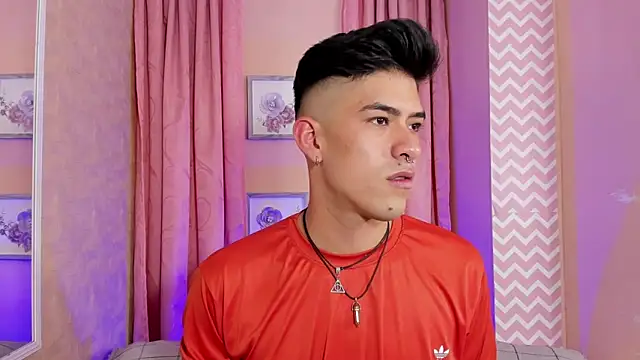 Snapshot of Ryan_Clark_ chatting on 01-16-25, 05:33 Ryan Clark online show from 01-16-25, 05:33