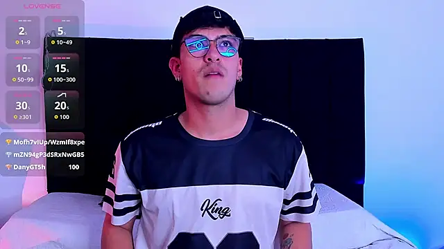 Snapshot of Ryan_Clark_ chatting on 03-27-26, 11:04 Ryan Clark online show from 03-27-26, 11:04