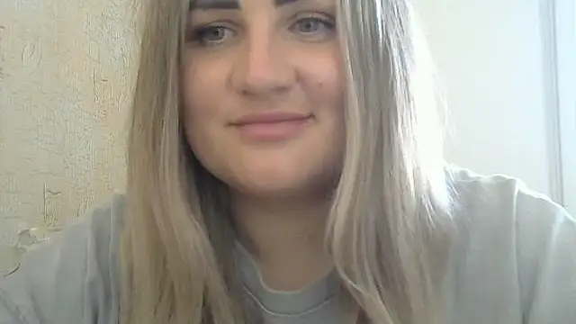 Snapshot of Honeydew-Waves chatting on 07-21-26, 07:11 Honeydew-Waves online show from 07-21-26, 07:11