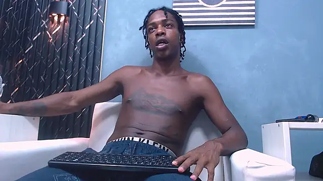 LarryCollin online show from 01-18-25, 06:56