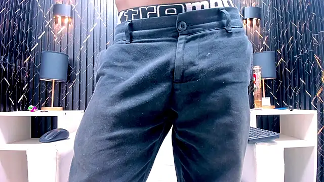 LarryCollin online show from 02-23-25, 06:07