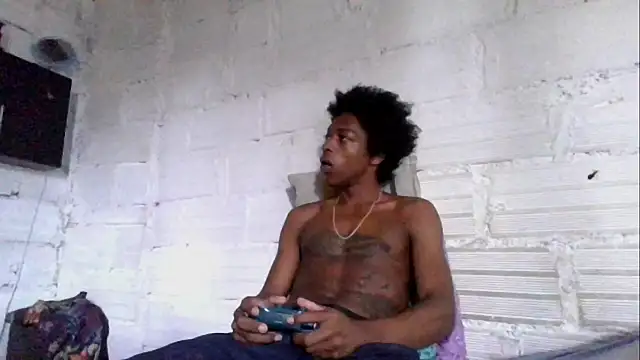 LarryCollin online show from 10-20-25, 01:22