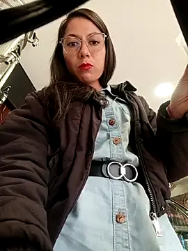 VALERY-03  online show from 05-04-26, 05:09