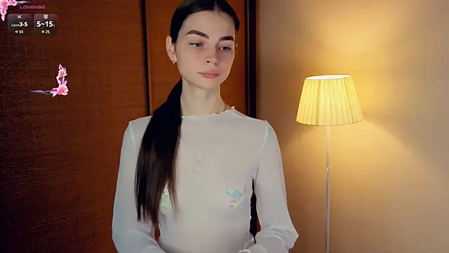 Snapshot of MaryJacksoon chatting on 10-21-25, 08:15 MaryJacksoon online show from 10-21-25, 08:15