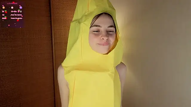 Snapshot of MaryJacksoon chatting on 10-31-25, 08:04 MaryJacksoon online show from 10-31-25, 08:04