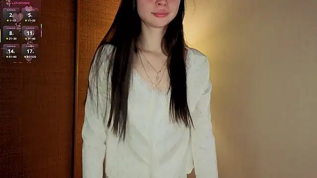 Snapshot of MaryJacksoon chatting on 11-04-25, 07:18 MaryJacksoon online show from 11-04-25, 07:18