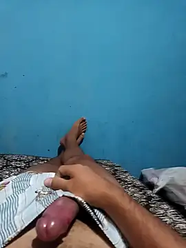 Snapshot of 1995eduardo chatting on 02-06-25, 09:32 1995eduardo online show from 02-06-25, 09:32