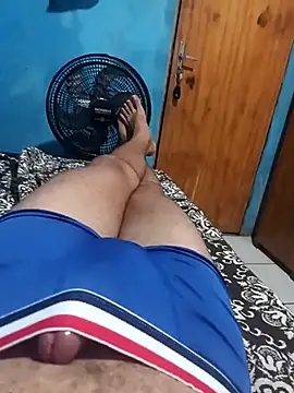 Snapshot of 1995eduardo chatting on 03-08-25, 01:50 1995eduardo online show from 03-08-25, 01:50