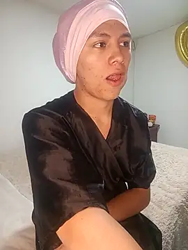 giuliana andrade online show from 10-11-25, 12:10