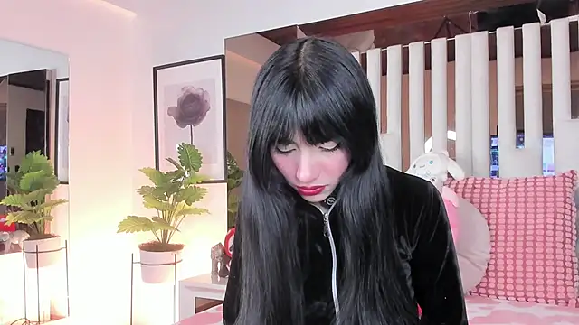 Kitty Eliffe online show from 12-14-25, 08:57