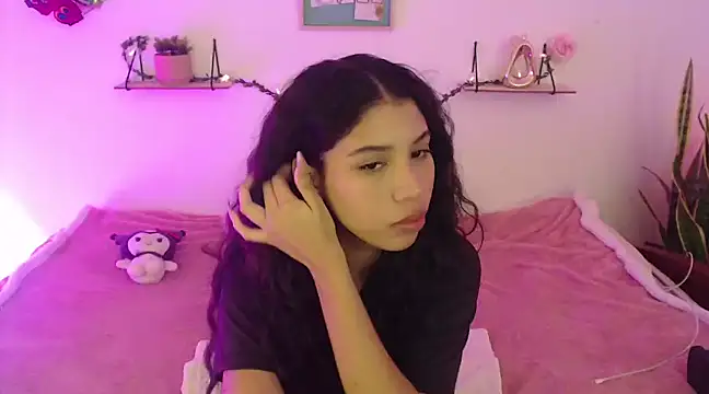 AmberJeong online show from 12-13-24, 01:48