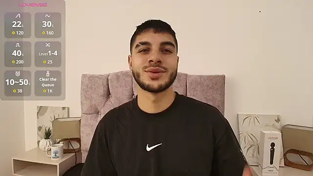 Amadeo Wild online show from 10-25-25, 04:13