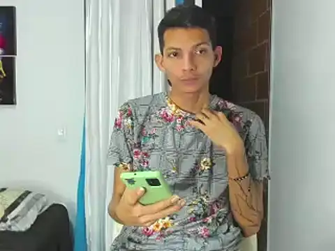 Gekobad online show from 12-29-24, 12:09