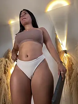 Snapshot of AlessaPears chatting on 01-04-25, 11:06 AlessaPears online show from 01-04-25, 11:06