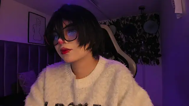 Kitty Gang online show from 06-04-26, 01:55
